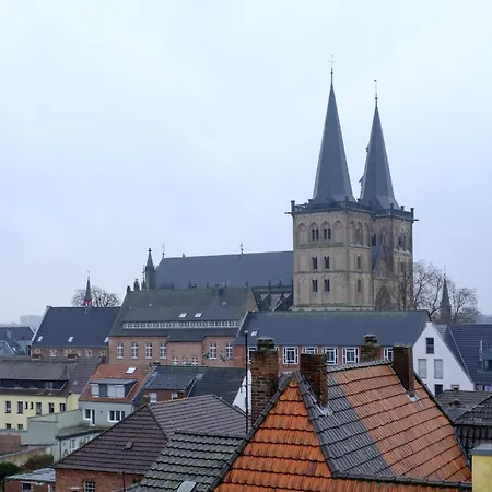 Urlaub Im Historischem Klever Tor * Xanten